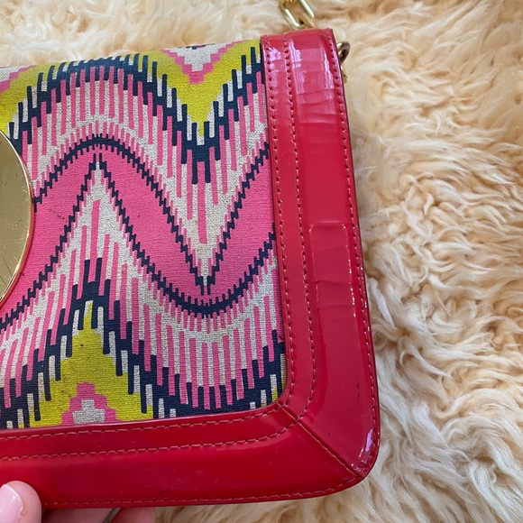 Tory Burch handbag- hot pink zig zag design - Picture 8 of 9